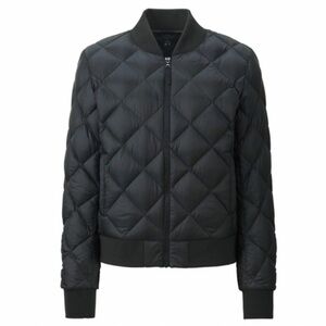 Uniqlo women’s quilted bomber jacket. Cuffed. Black. Small. Down jacket size S